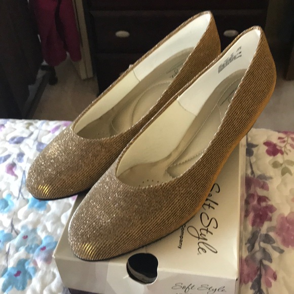 wide gold shoes